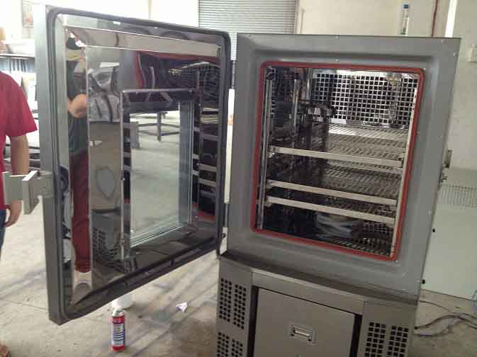 可程式高低溫箱